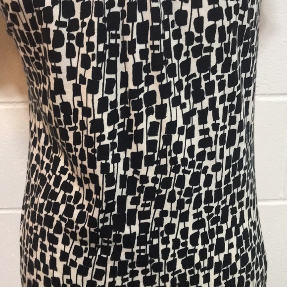 Ann Taylor Loft S/S Top - Picture 3 of 6